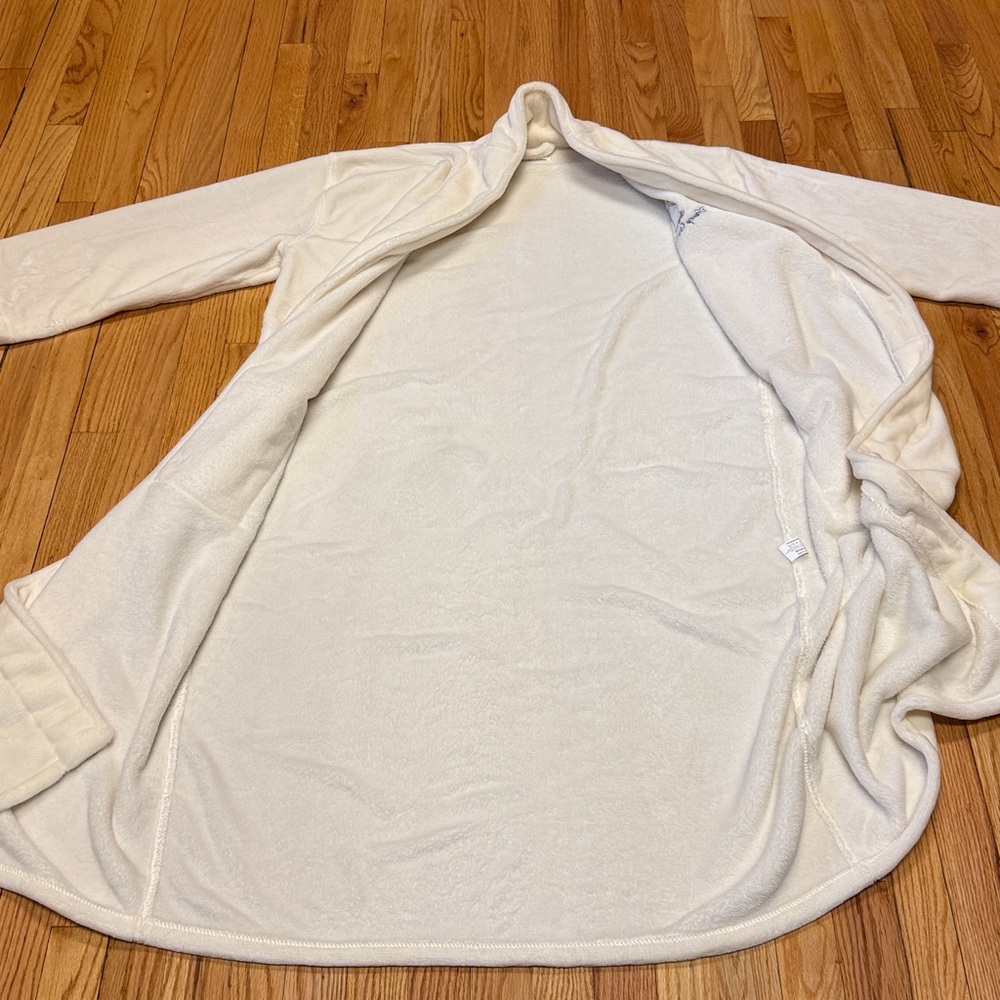 Disney Cruise Line Deluxe Plush Embroidered Spa Robe ONE SIZE - Picture 8 of 14